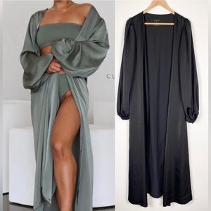 Kelsey Wells x Cleo Harper Silky Goddess Robe Black Flowy Australia Size Small